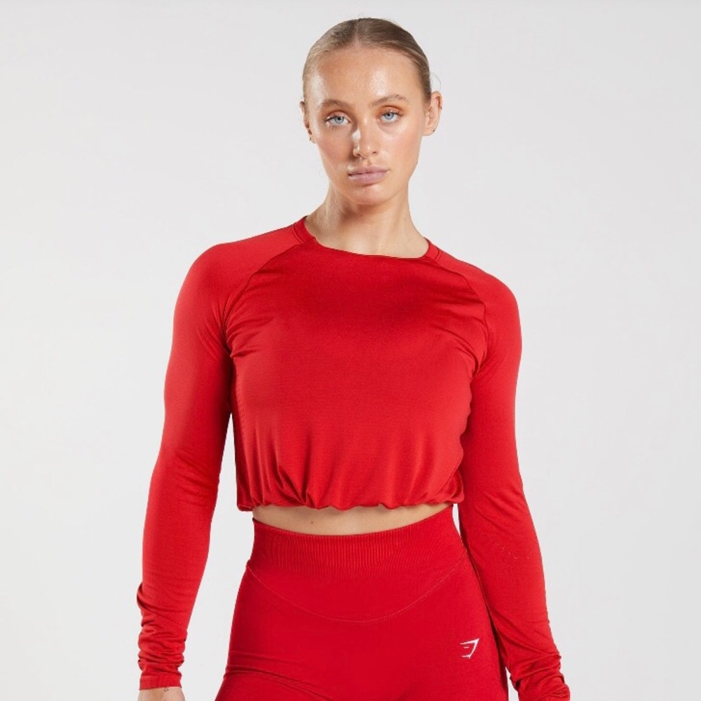 SWEAT SEAMLESS LONG SLEEVE CROP TOP